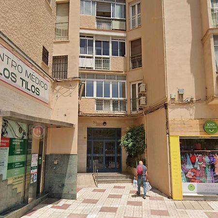Estudio Cerca Estacion Bus Y Tren Малага Екстериор снимка